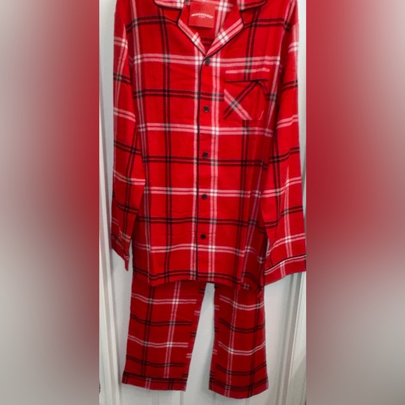 Men's Red Plaid Lightweight Flannel Matching Family
Pajama Set - Wondershop NEW - Picture 8 of 16